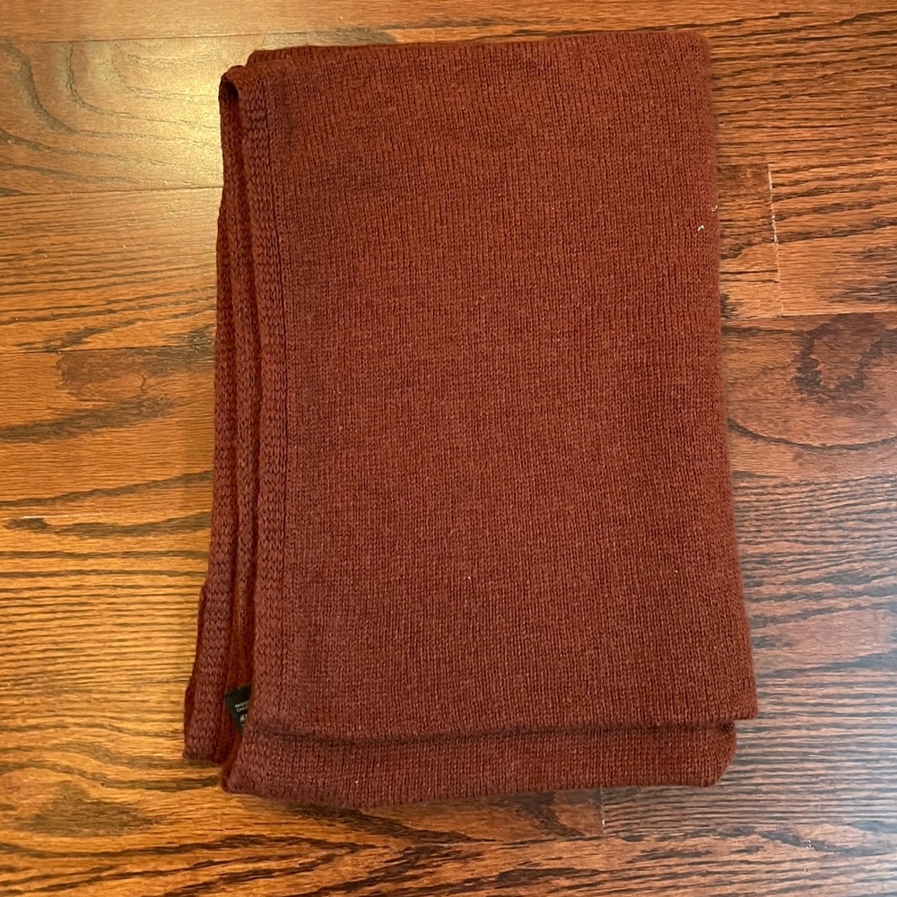 H&M Infinity Scarf - Picture 2 of 4